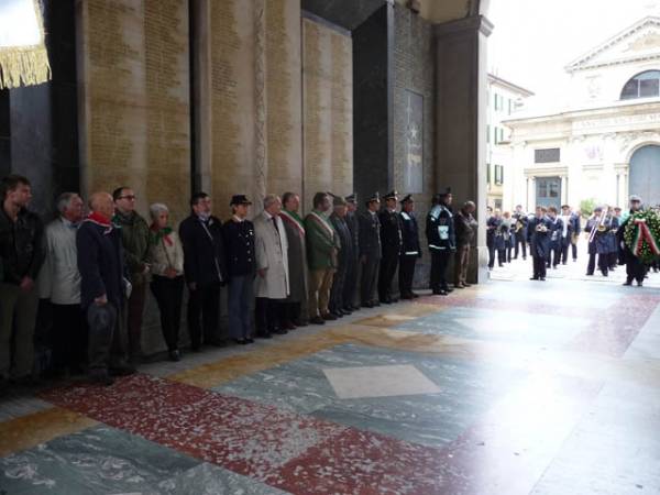 Ottobre di sangue varesino (inserita in galleria)