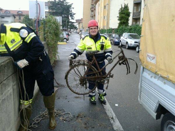 Pulizia dell'Arnetta a Gallarate (inserita in galleria)