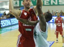 Supercoppa amara: Montepaschi - Cimberio 81-66 (inserita in galleria)