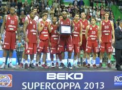 Supercoppa amara: Montepaschi - Cimberio 81-66 (inserita in galleria)