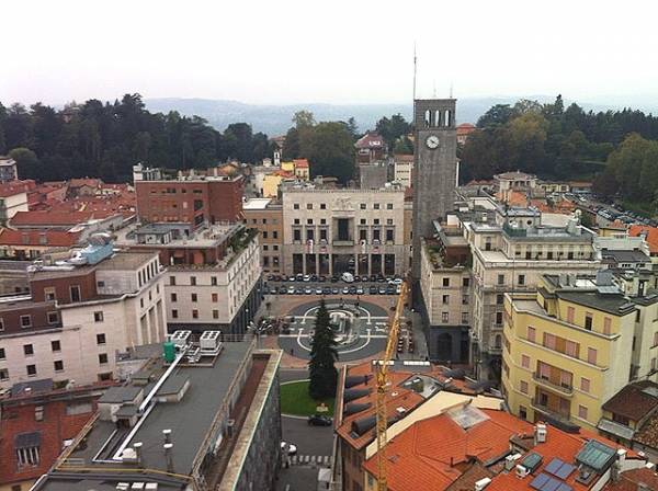 Varese vista dal campanile, oggi (inserita in galleria)