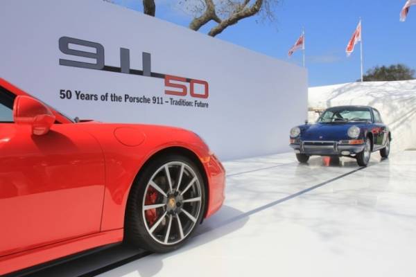 La mitica Porsche 911 (inserita in galleria)