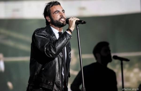 Marco Mengoni a XFactor (inserita in galleria)