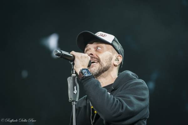 Max Pezzali in concerto al Forum di Assago  (inserita in galleria)