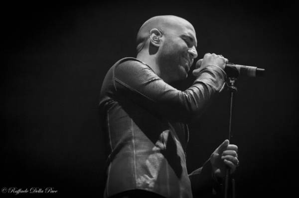 Negramaro in concerto al PalaOlimpico di Torino (inserita in galleria)