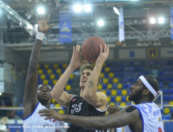 Paris Levallois - Cimberio 77-65 (inserita in galleria)