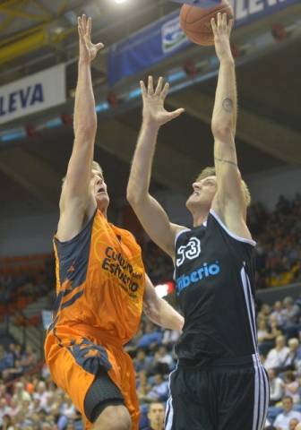 Valencia - Cimberio 98 - 68 (inserita in galleria)