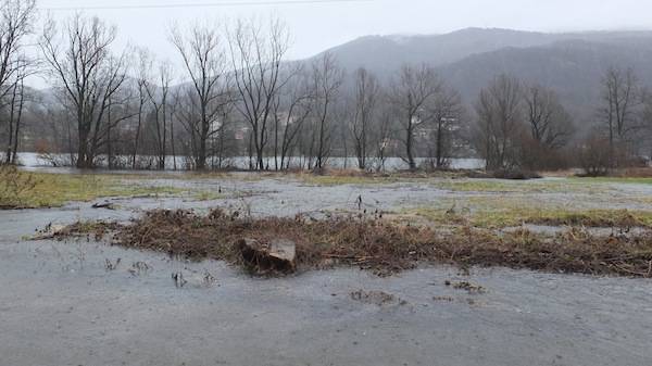 Acqua in Valganna (inserita in galleria)