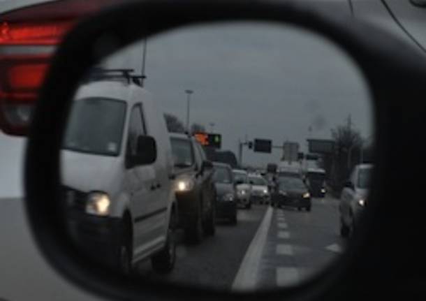 busto arsizio traffico apertura svincolo a8