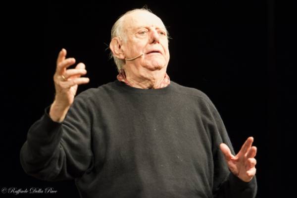 Dario Fo al Teatro di Varese (inserita in galleria)