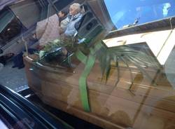 I Funerali di Nonna Olga (inserita in galleria)