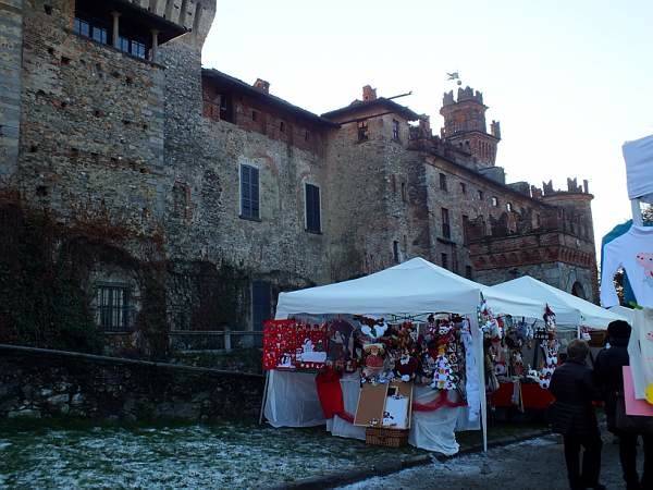 I mercatini di Natale a Somma Lombardo (inserita in galleria)