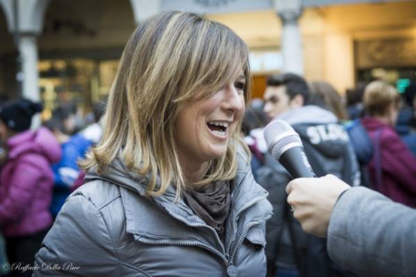 In mille e duecento per Fedez a Varese (inserita in galleria)