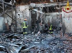 Incendio Gemonio/3 i danni (inserita in galleria)
