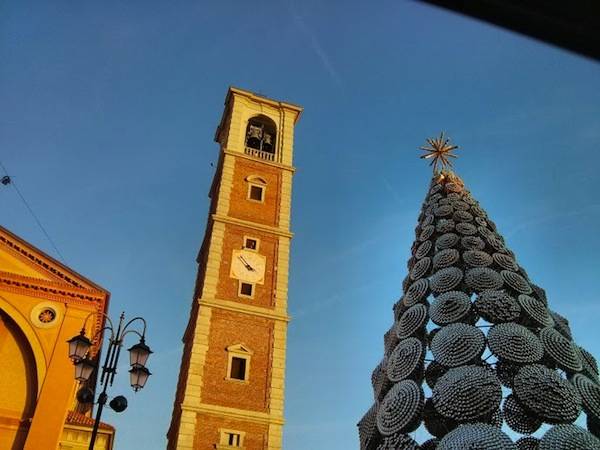 L'EcoAlbero a Lonate Pozzolo (inserita in galleria)