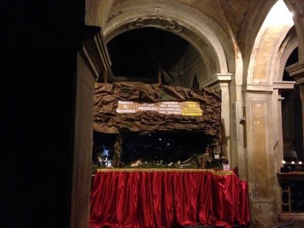 La badia illuminata  (inserita in galleria)