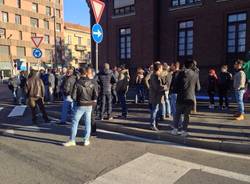 La protesta dei "Forconi" arriva a Gallarate, traffico rallentato (inserita in galleria)