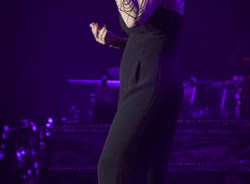 Laura Pausini in concerto al Mediolanum Forum  (inserita in galleria)