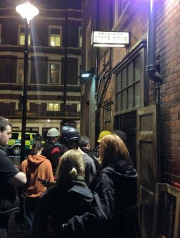 Londra, crolla parte del soffitto dell'Apollo Theatre  (inserita in galleria)