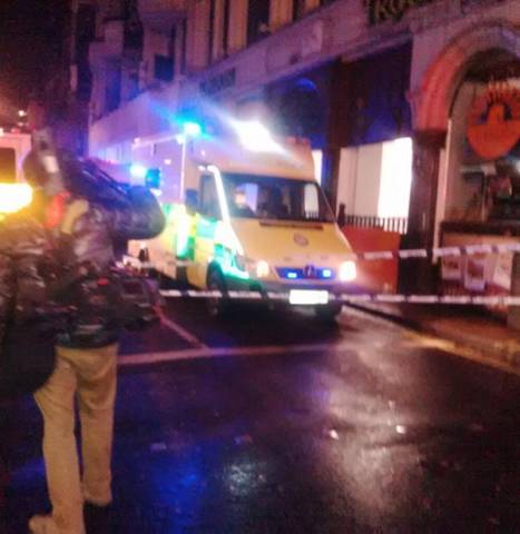 londra crollo teatro (per gallerie fotografiche)