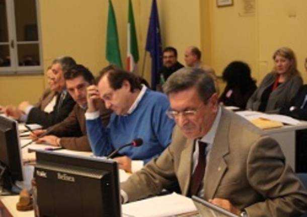 cornacchia farioli consiglio comunale busto arsizio giunta apertura