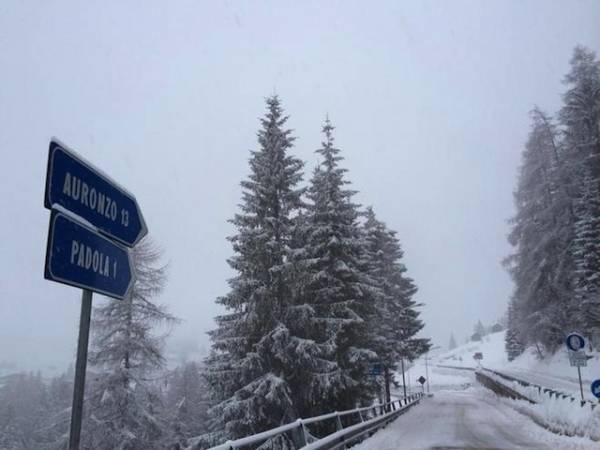 Cortina sotto la neve (inserita in galleria)