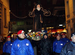 Il corteo con Sant'Antonio (inserita in galleria)