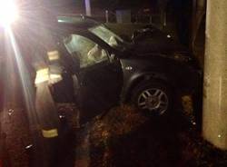 Incidente stradale a Monvalle (inserita in galleria)