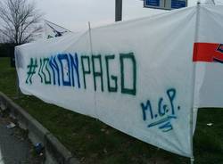 La protesta ai caselli della Lega Nord (inserita in galleria)