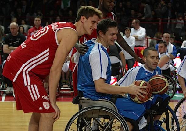 Basket, All star game in carrozzina (inserita in galleria)