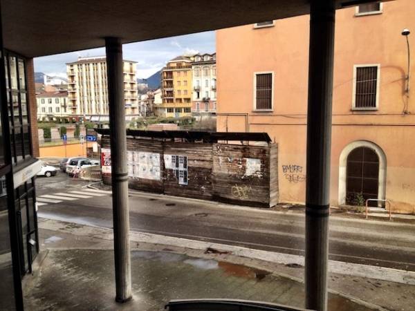 Caserma garibaldi varese crollo piazza repubblica (inserita in galleria)