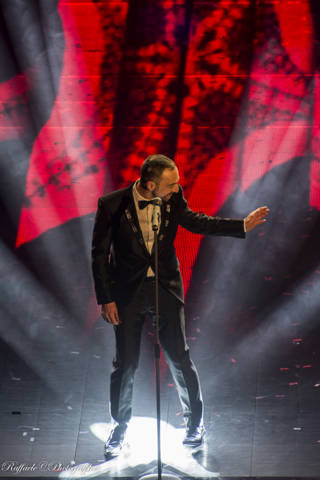 Sanremo 2014, le foto della prima serata  (inserita in galleria)