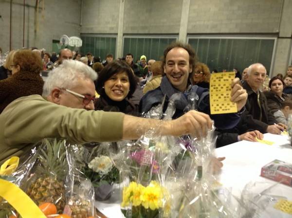 Tombolata della associazioni a Gerenzano (inserita in galleria)