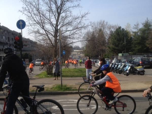 A scuola in bicicletta (inserita in galleria)