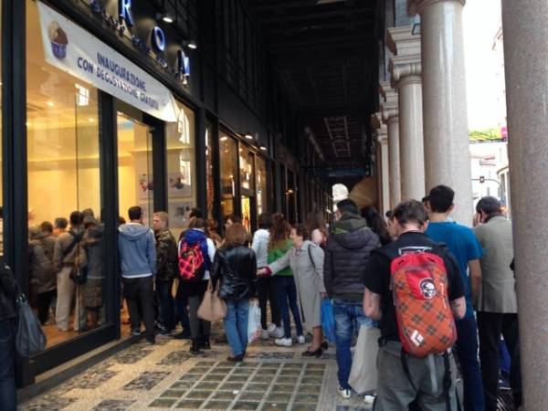 Apertura Grom varese (per gallerie fotografiche)