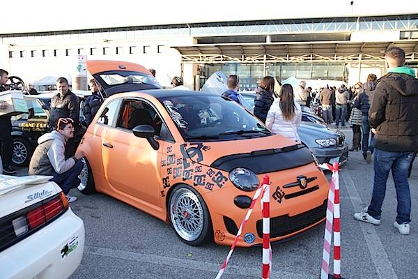 Auto e moto d'epoca in mostra a Malpensafiere (inserita in galleria)