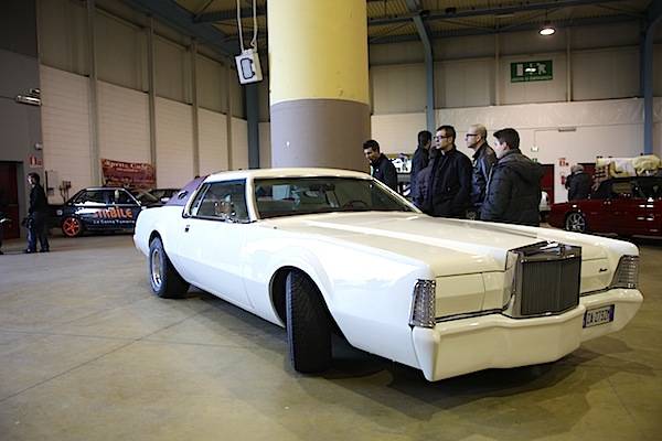 Auto e moto d'epoca in mostra a Malpensafiere (inserita in galleria)