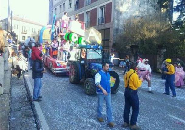 Carnevale a Gavirate (inserita in galleria)