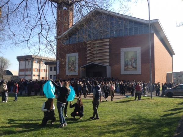 I funerali di Nicolas (inserita in galleria)