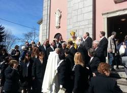 Il cardinal Scola consacra la chiesa di Cazzago Brabbia (inserita in galleria)