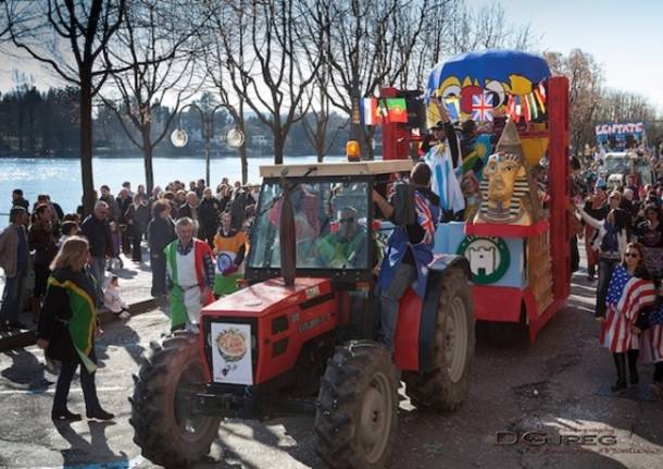 Il Carnevale di Sesto Calende (inserita in galleria)