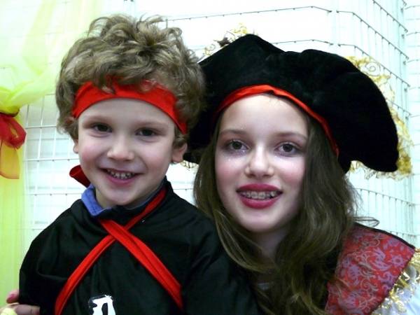 Il ricco carnevale di Orino (inserita in galleria)