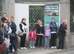 In migliaia per la camminata "Con lo stesso passo" (inserita in galleria)