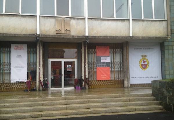 La mostra su Palazzo Minoletti a Gallarate (inserita in galleria)