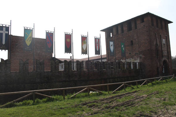 Lavori al Castello di Legnano (inserita in galleria)