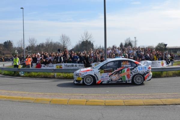 Rally - Le due prove spettacolo a Caravate (inserita in galleria)