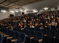 Applausi per la prima de Il Pretore (inserita in galleria)