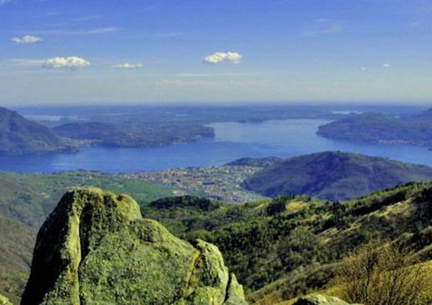 lago maggiore dall'alto