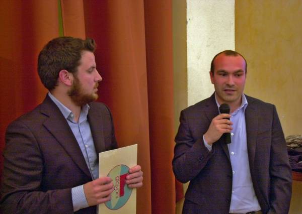 Angera, il confronto tra i candidati (inserita in galleria)