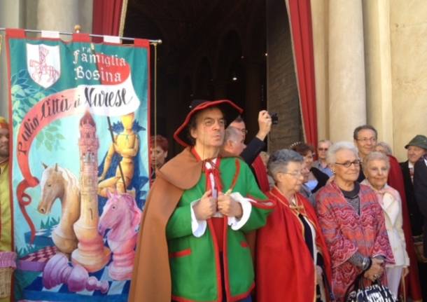 Festa a San Vittore con le contrade del palio (inserita in galleria)